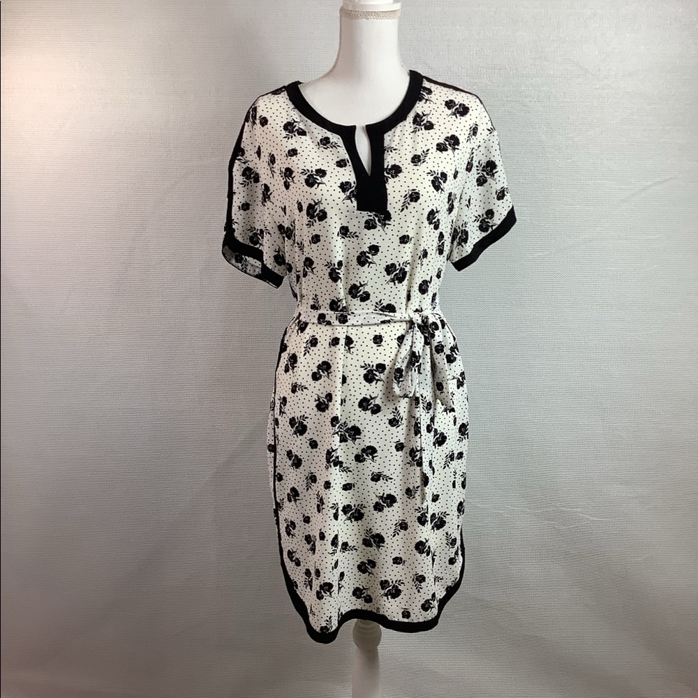 DANILIO BOUTIQUE White & Black Floral dress Size 10